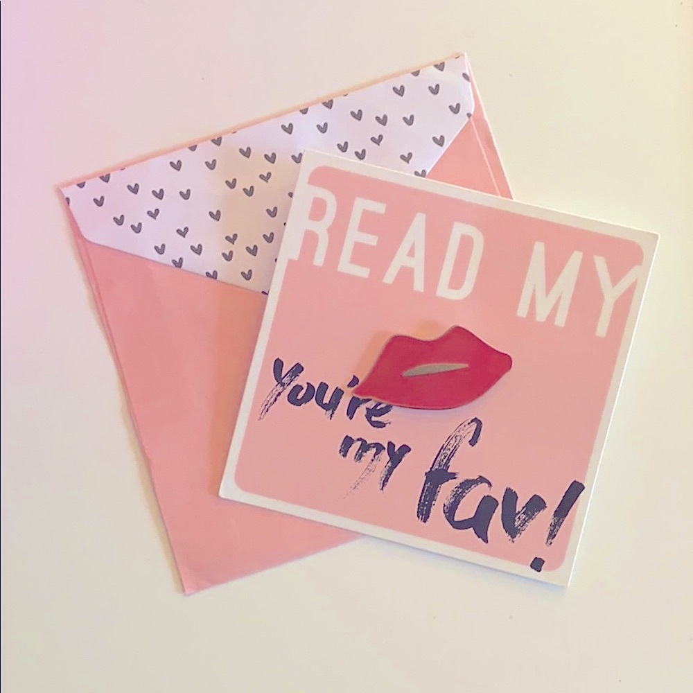 Read My Lips 💋 You’re My Fav! ❤️ Valentines Day Card + Pin Gift 💝